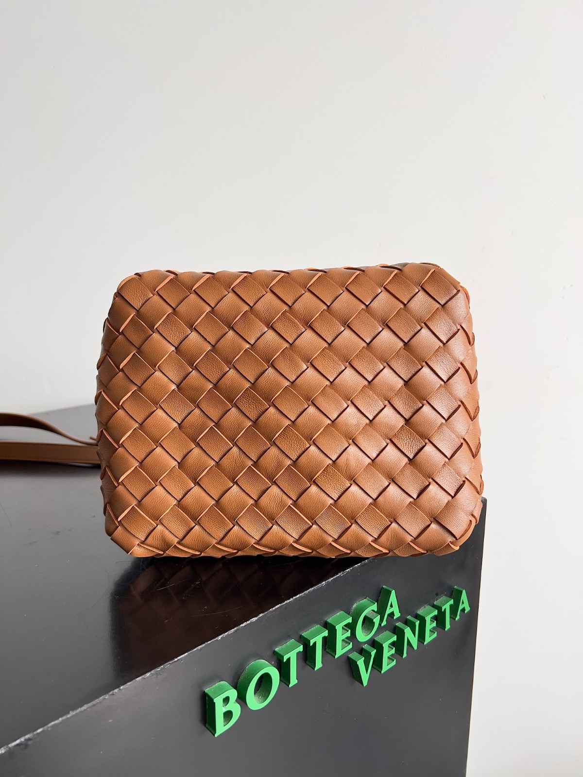 004 98123264 size 21x17x16.5cm