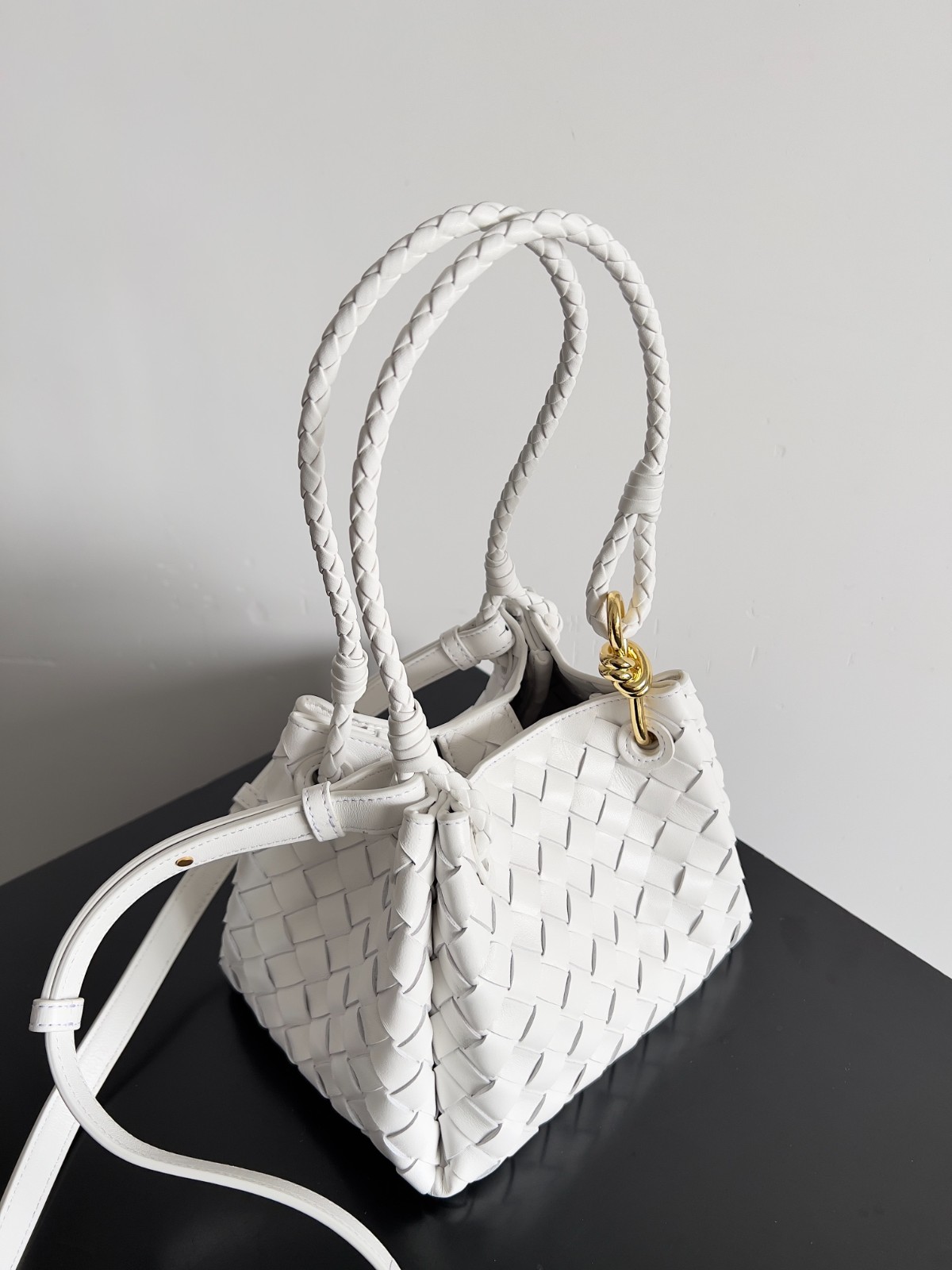 001 98123264 size 21x17x16.5cm
