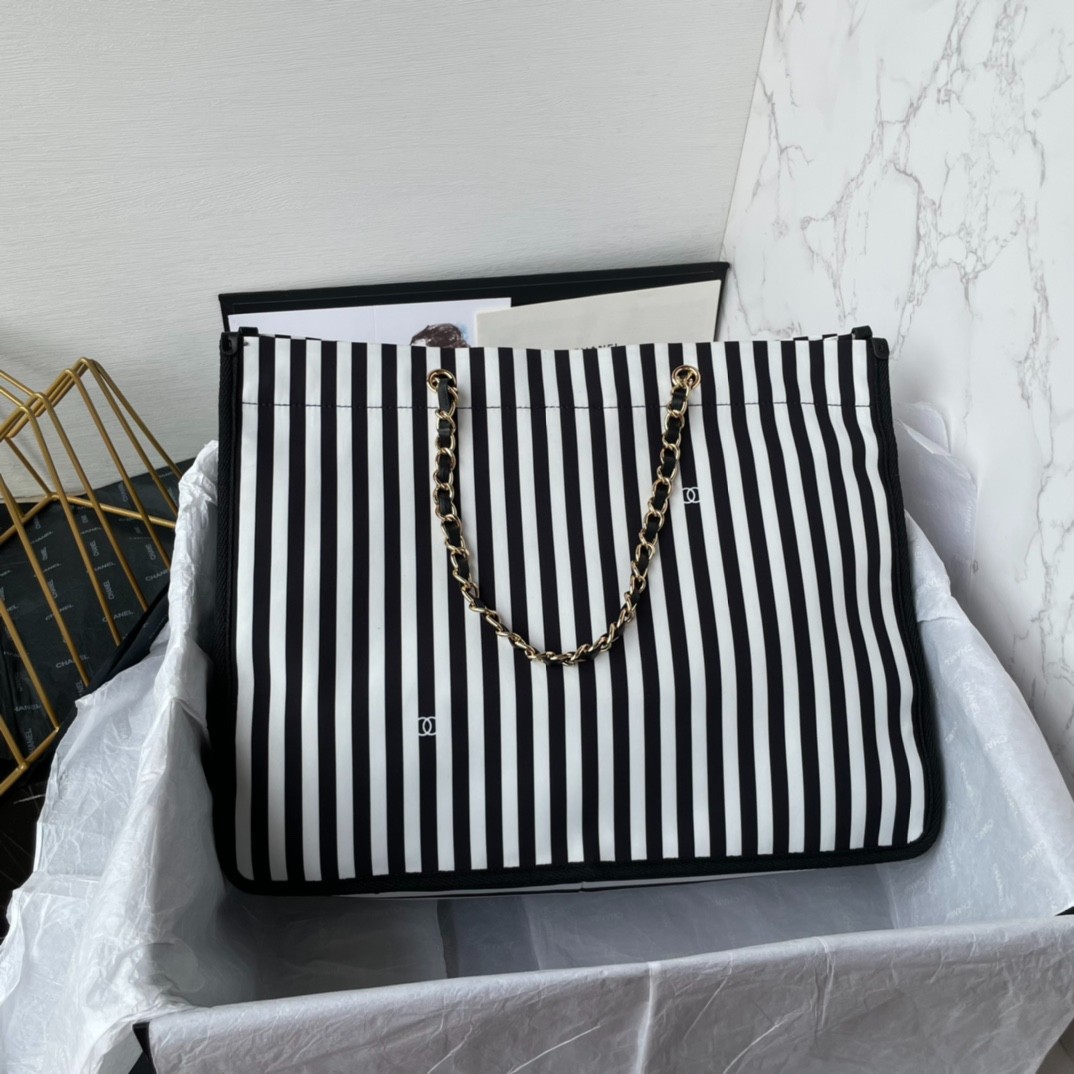 043 size 36x29x18cm
