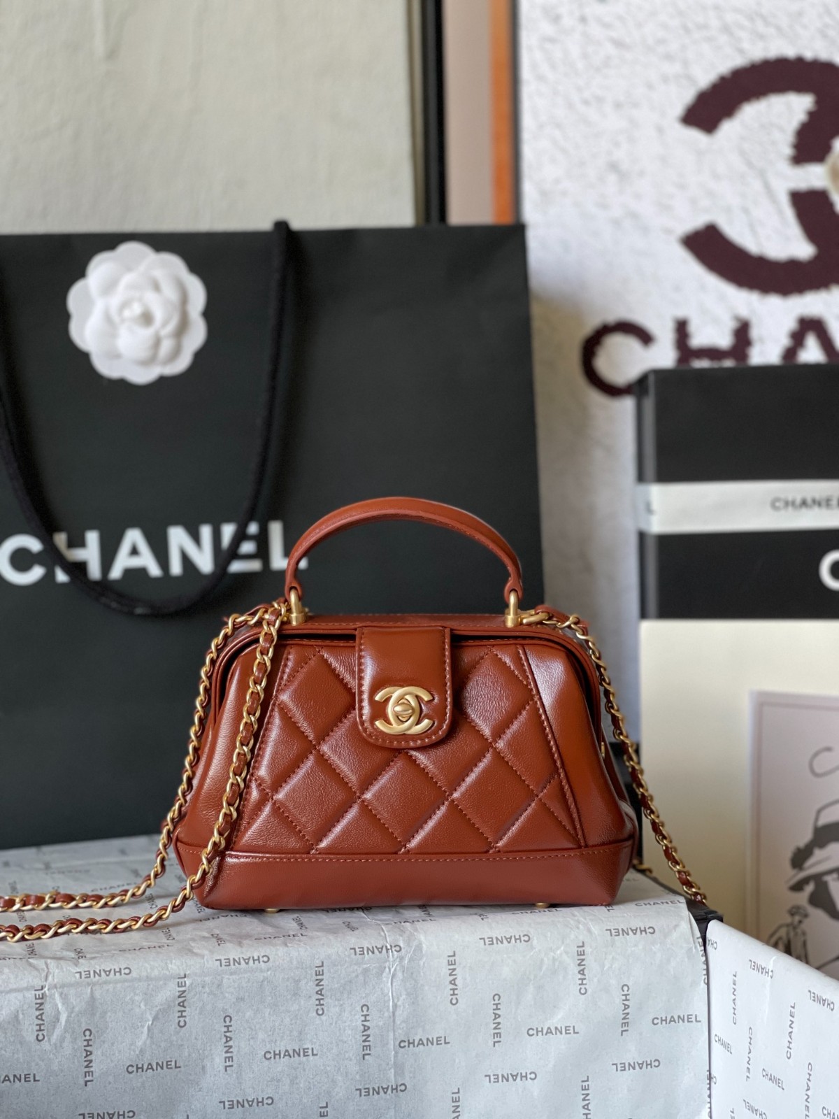 026 68123199;78123221 size 12×18×7cm;size 16×23.5×8cm