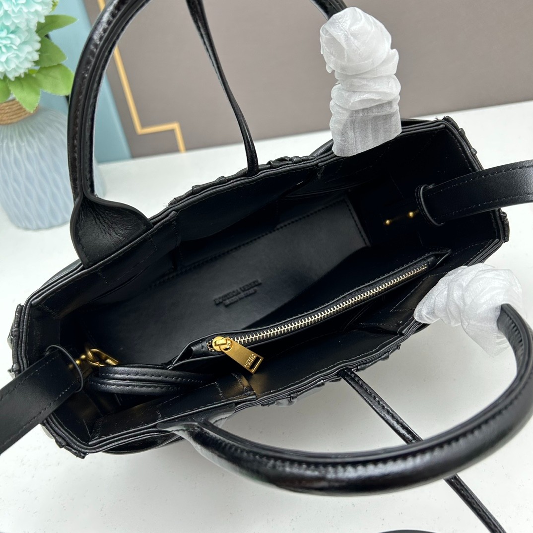 029 029#212-BV-bags-01-2024SS
