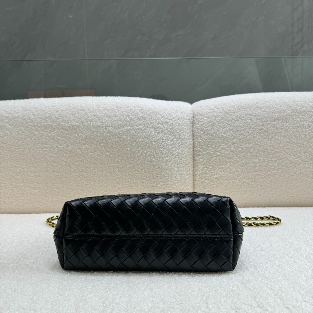002 002#212-BV-bags-01-2024SS