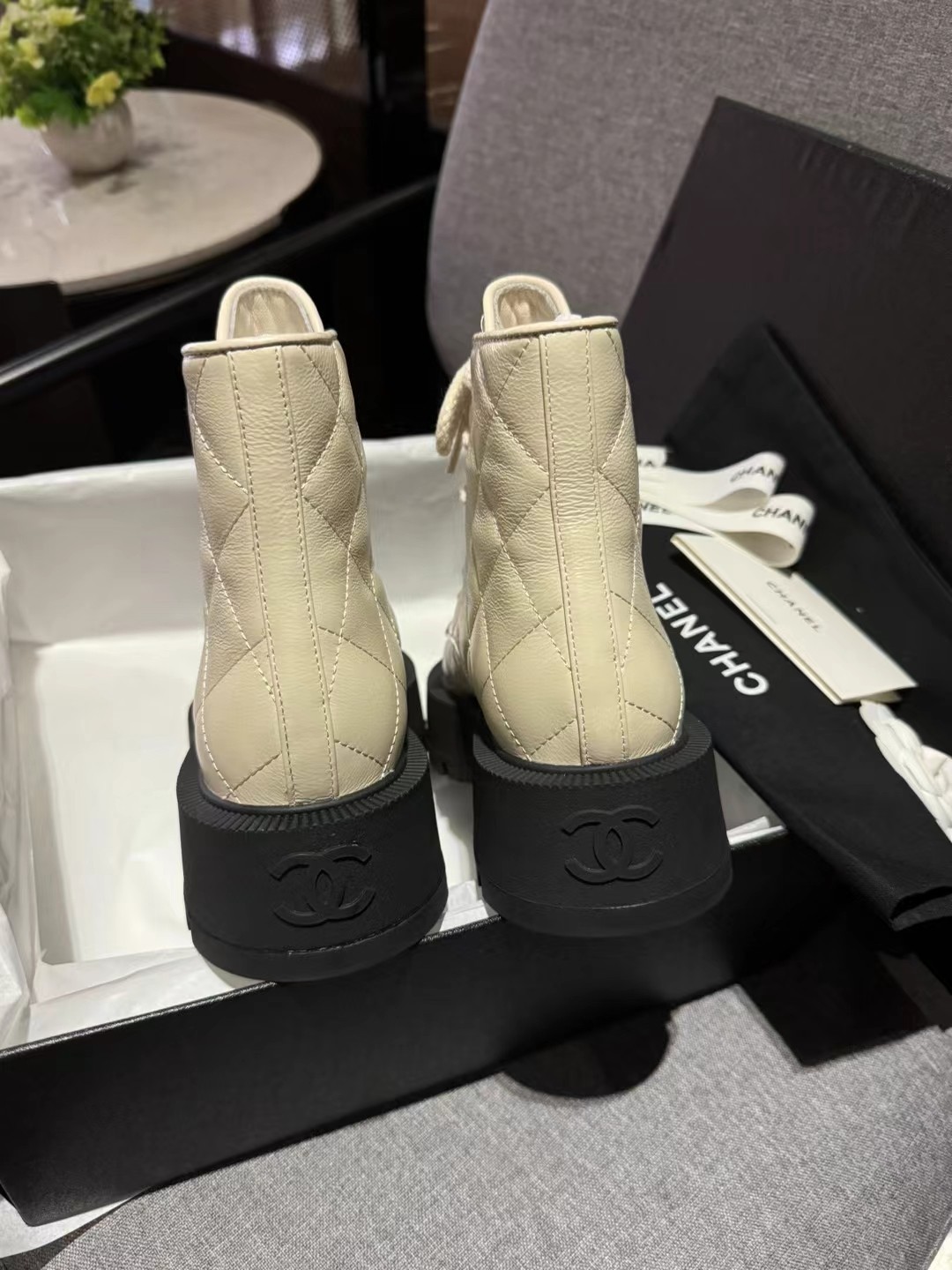 070 40123138 size 35-41