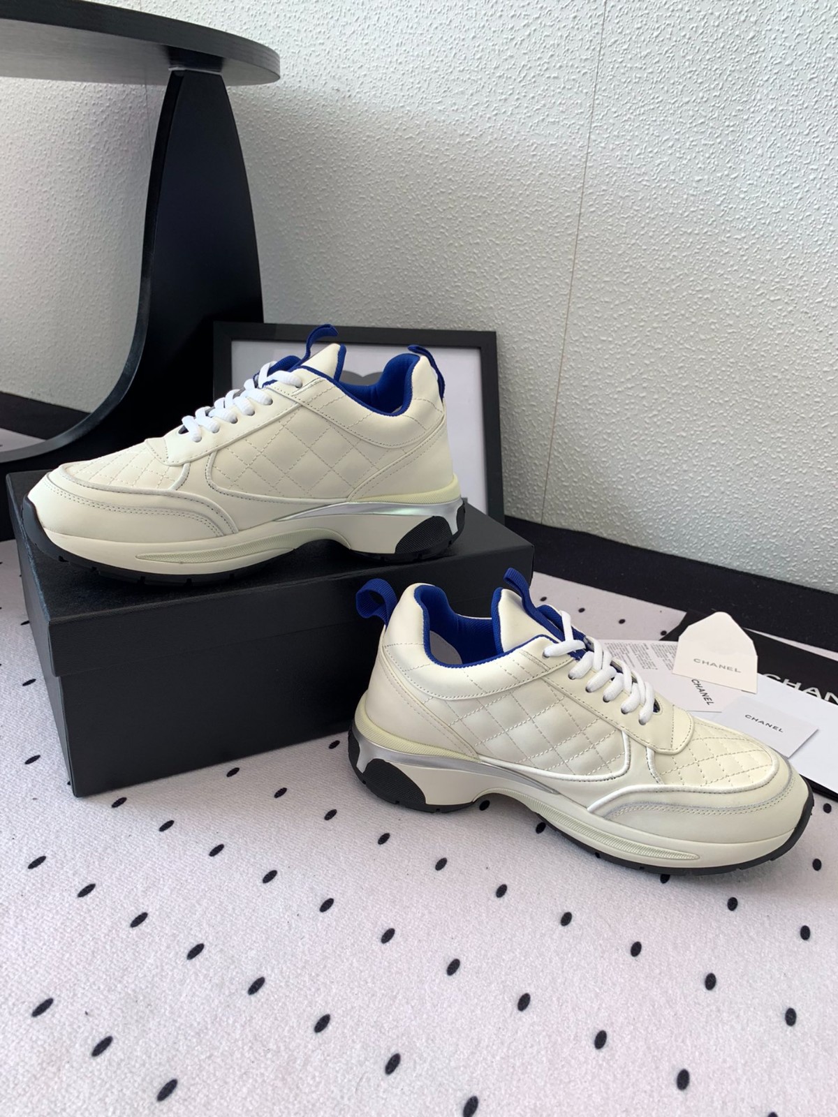 028 38123131 size 35-40