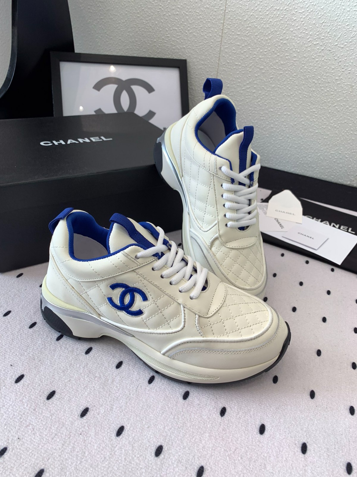 028 38123131 size 35-40