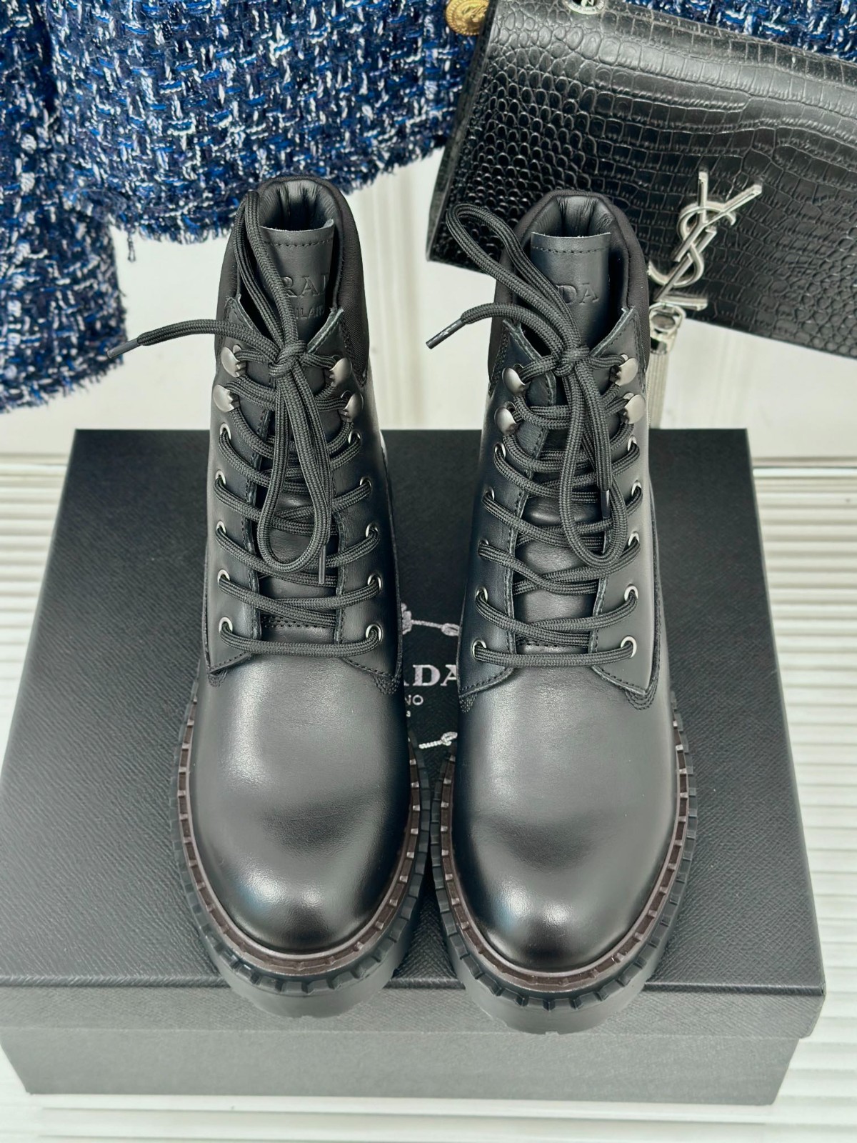 052 40123133 size 35-40