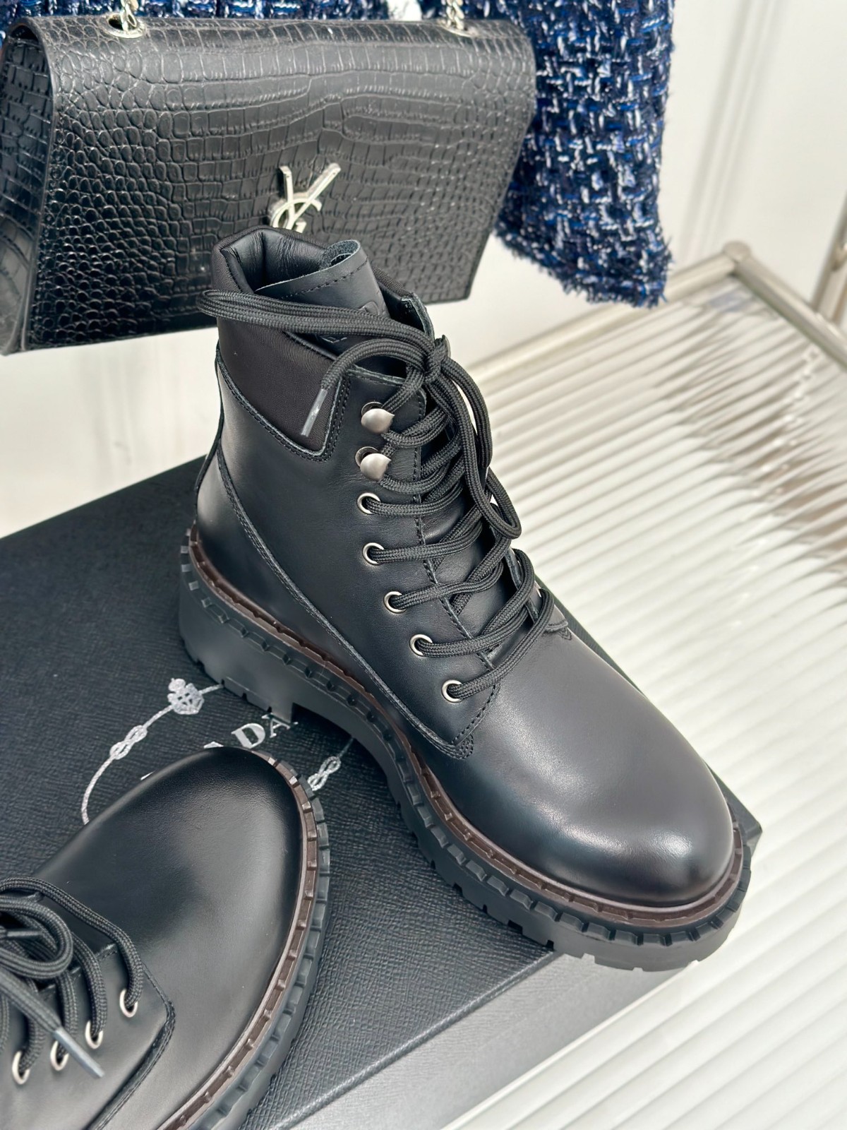 052 40123133 size 35-40