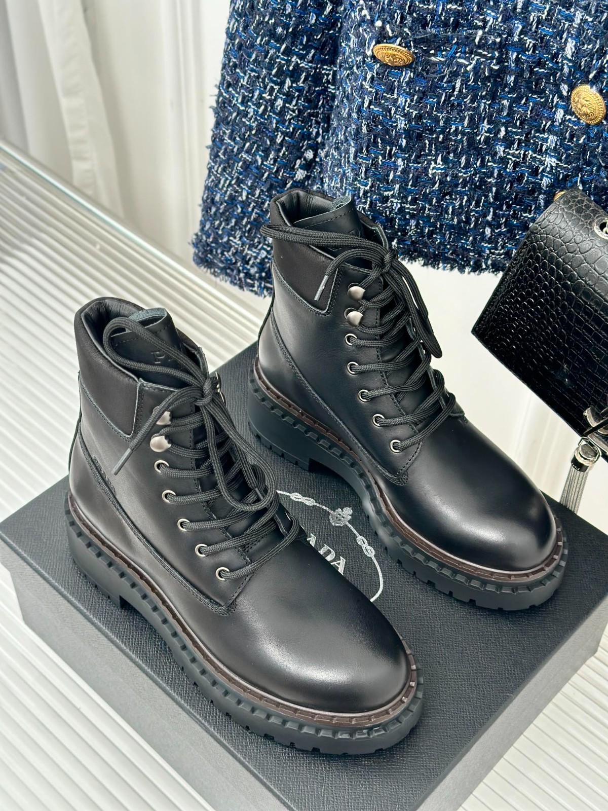 052 40123133 size 35-40
