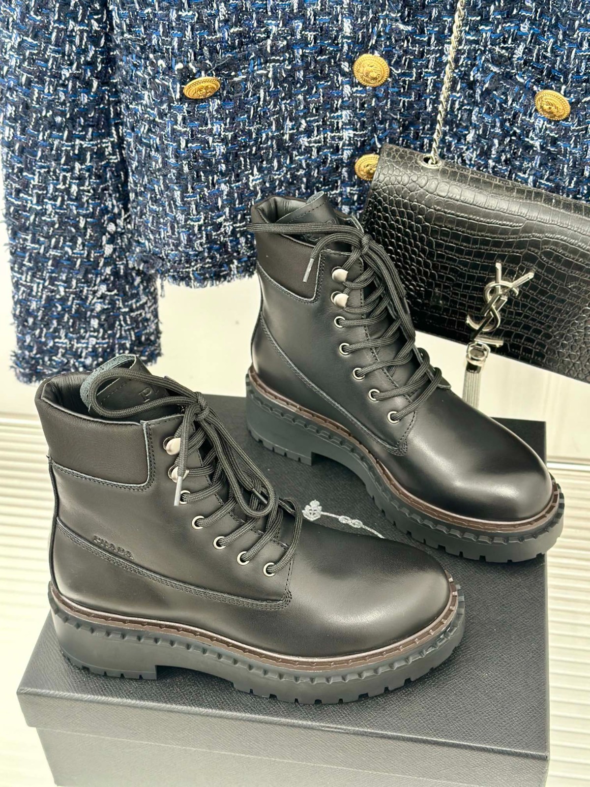 052 40123133 size 35-40