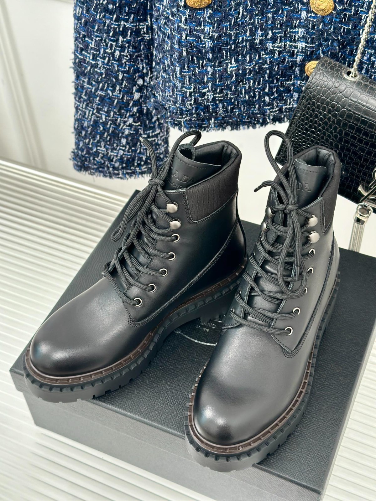 052 40123133 size 35-40