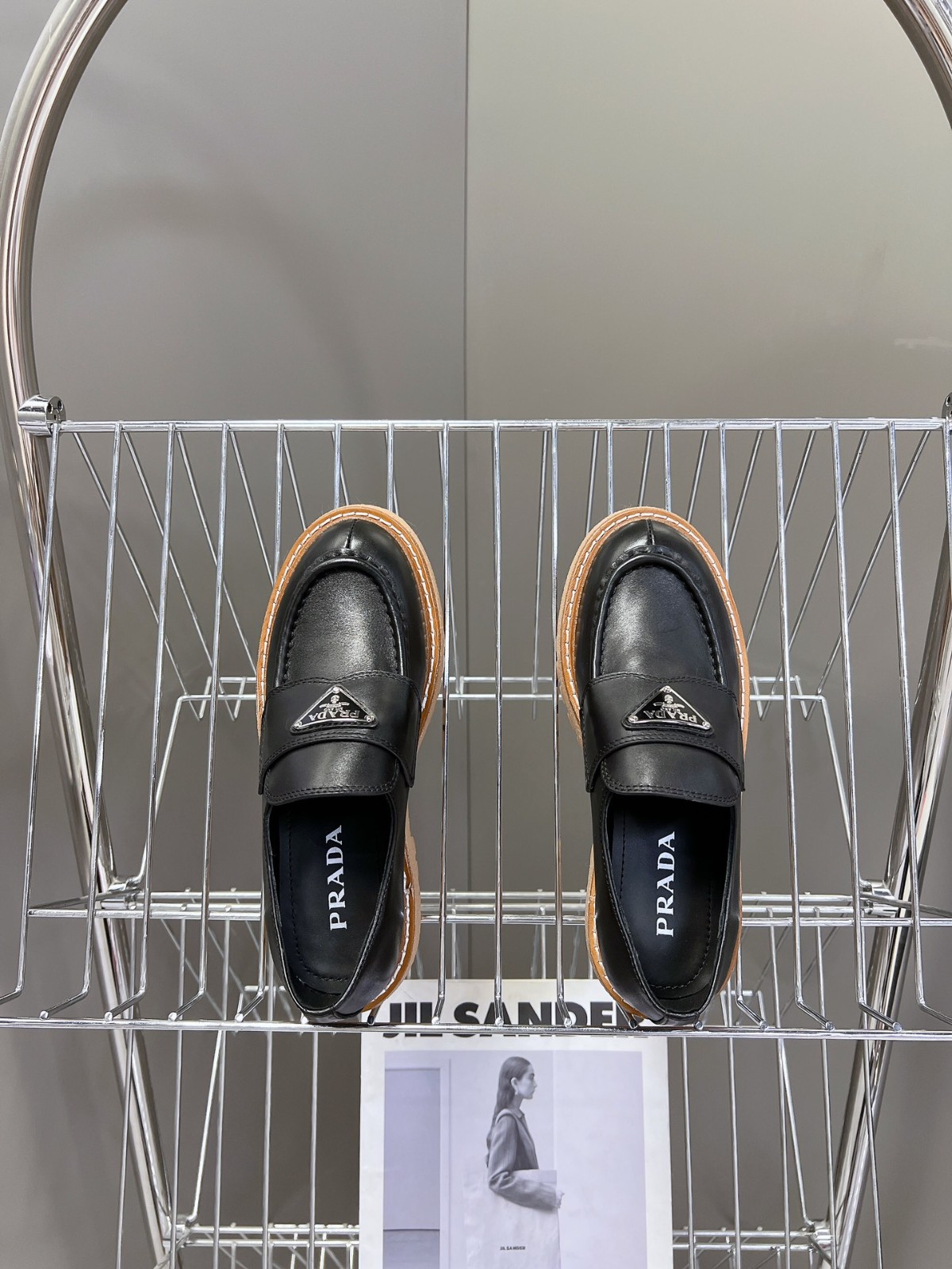 049 34123118 size 35-40