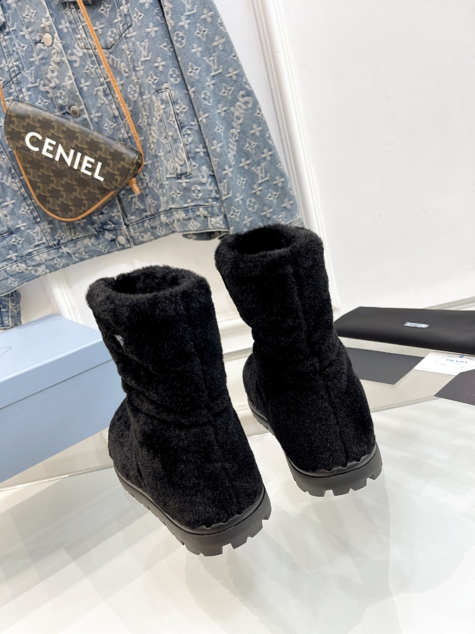 010 35123118 size 35-41