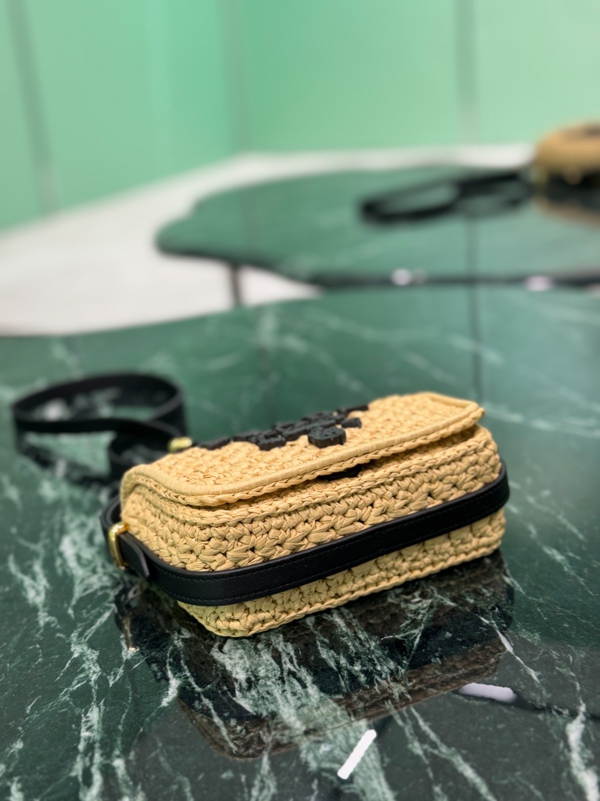 075 74123202 size 6x12x6cm