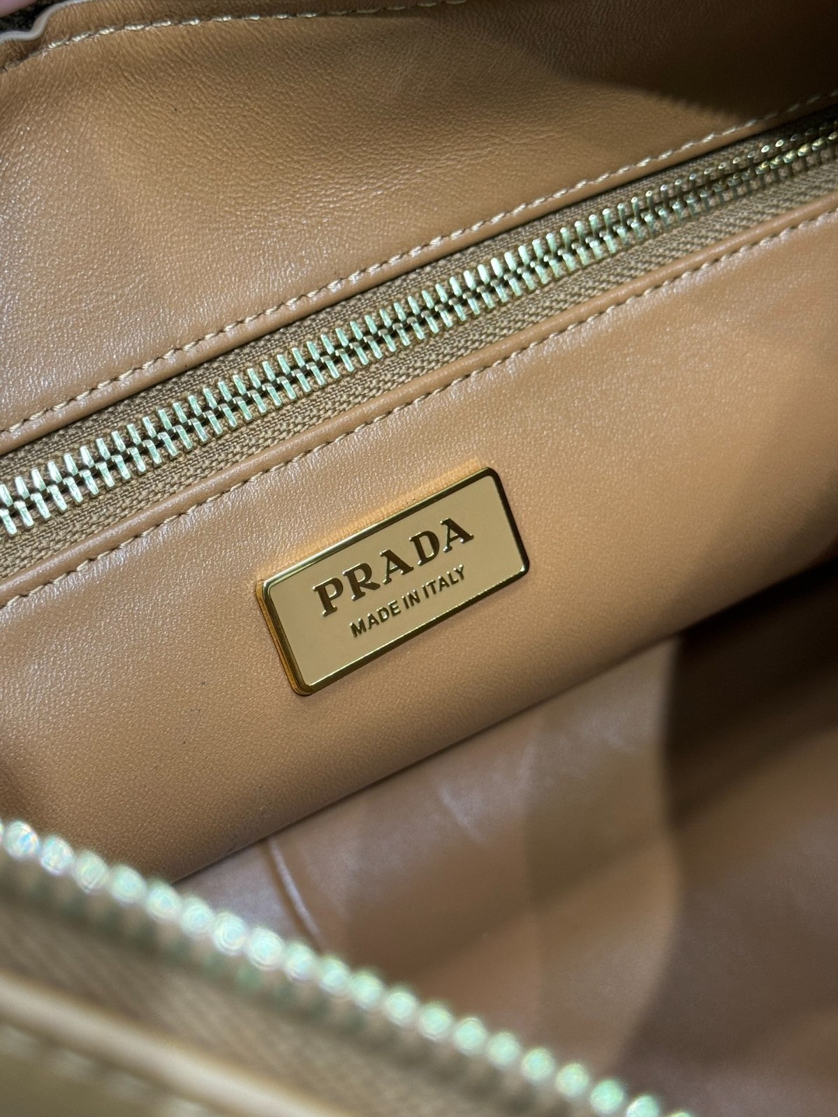 070 78123216 size 39x24x11.5cm