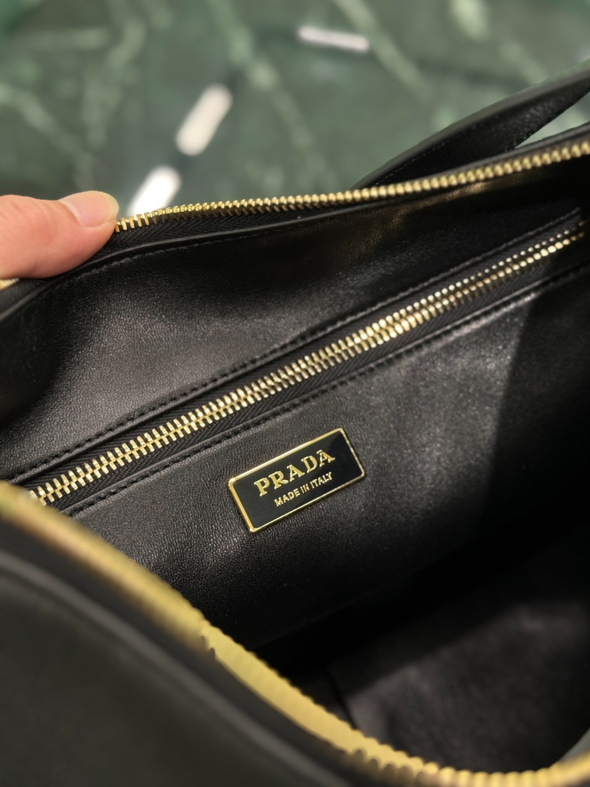 067 78123216 size 39x24x11.5cm