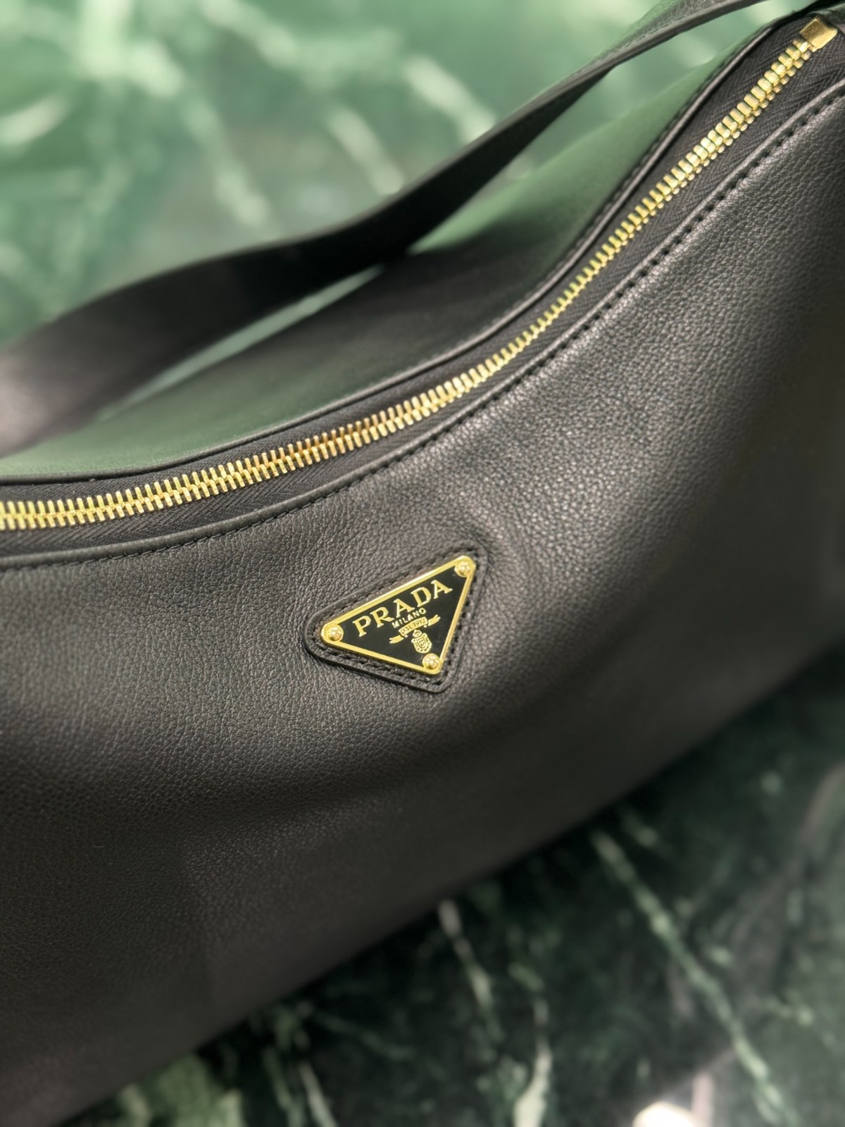 067 78123216 size 39x24x11.5cm
