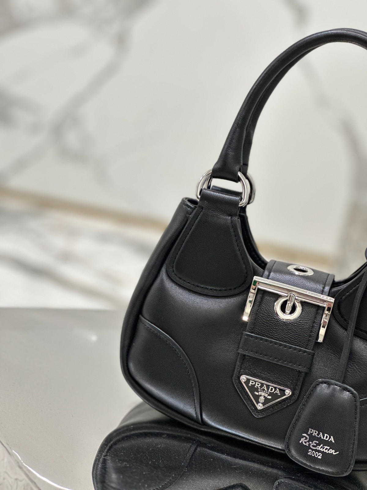 062 72123204 size 22.5x16x7.5cm