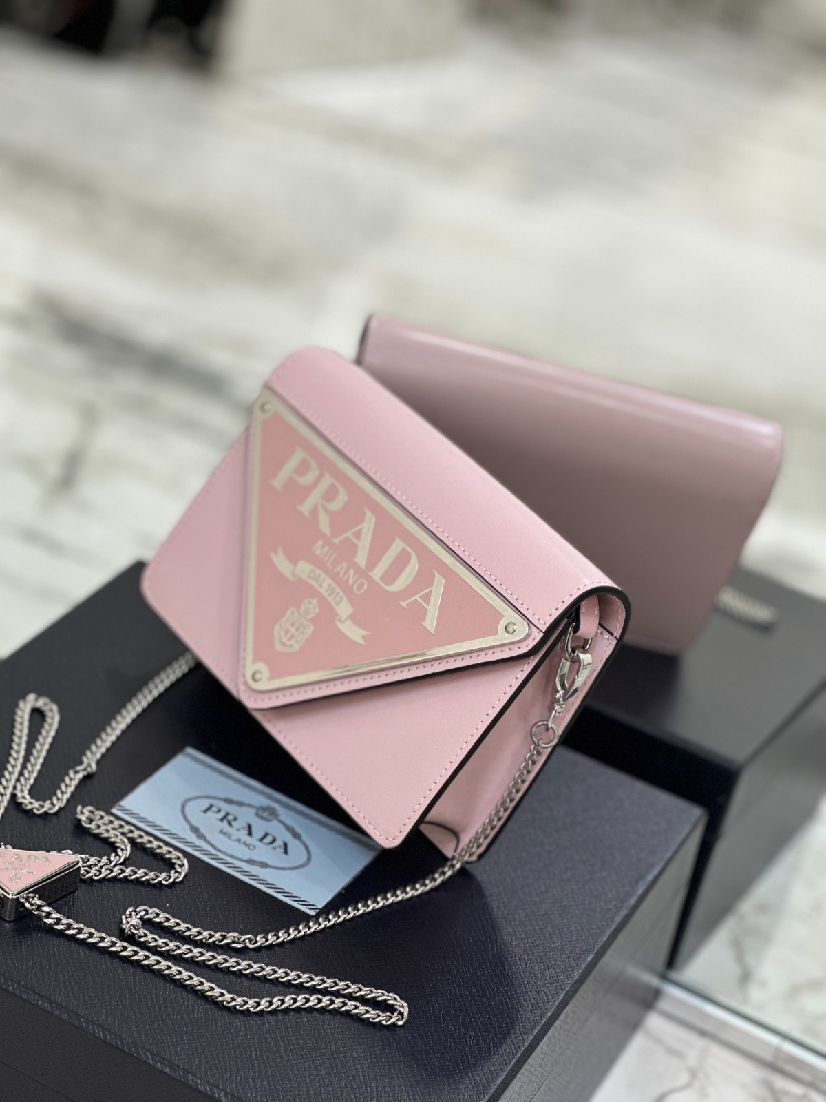 060 51123163 size 17×9.5×3.5cm