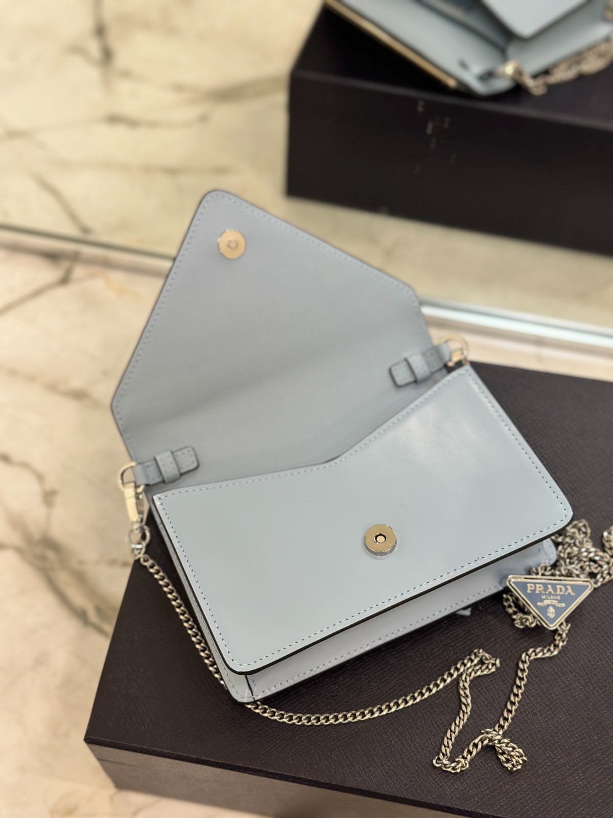 059 51123163 size 17×9.5×3.5cm