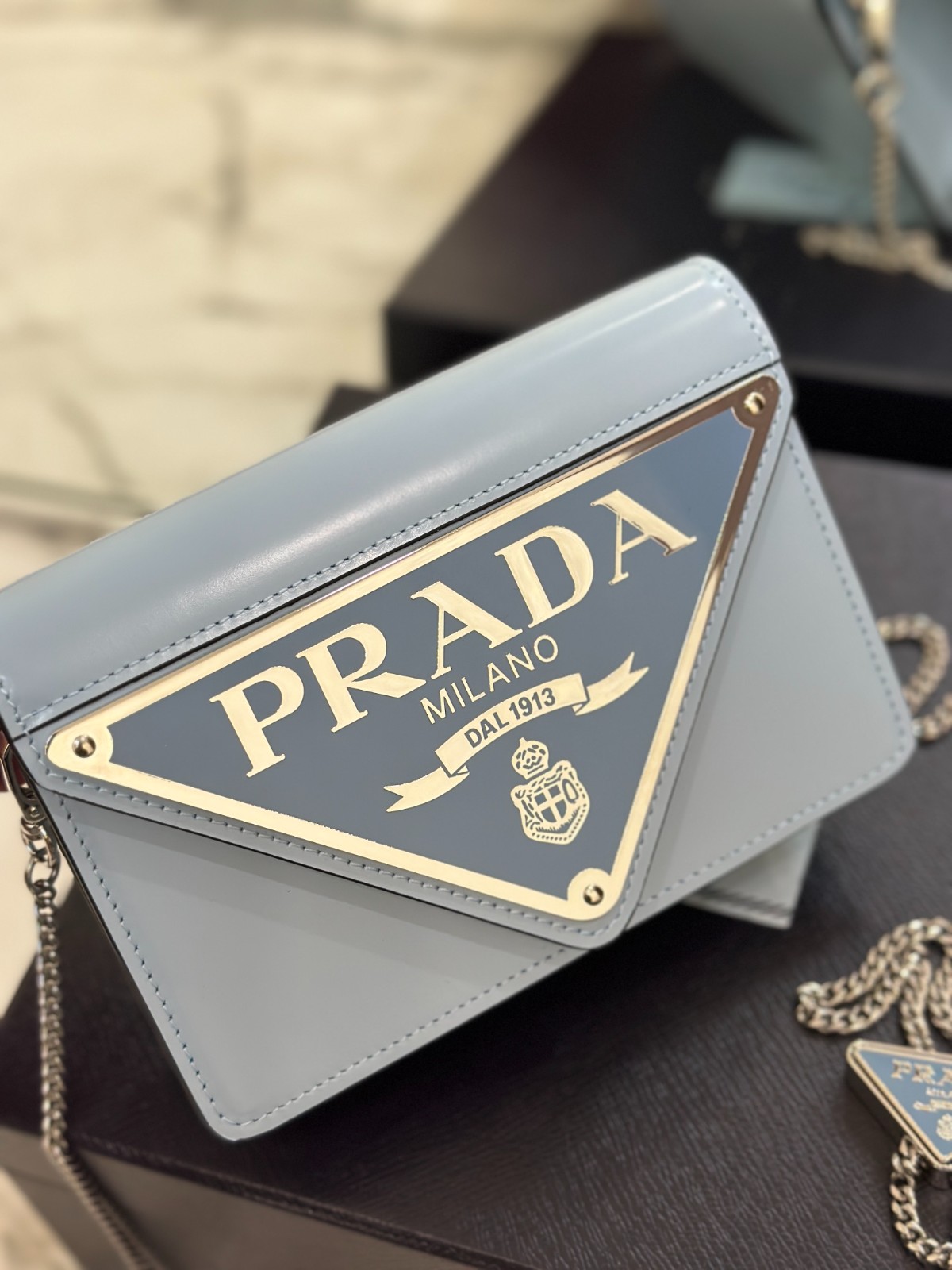 059 51123163 size 17×9.5×3.5cm