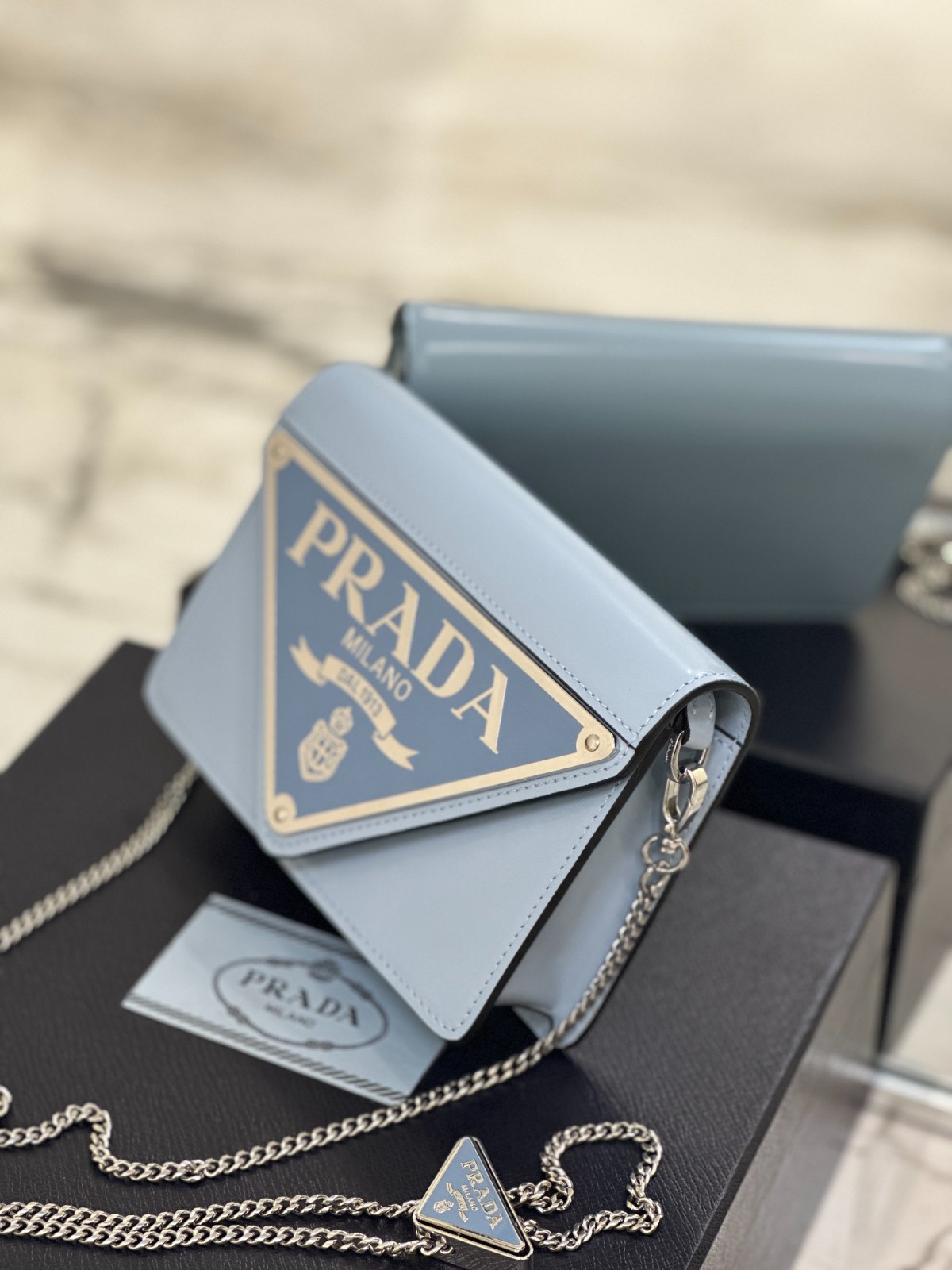 059 51123163 size 17×9.5×3.5cm