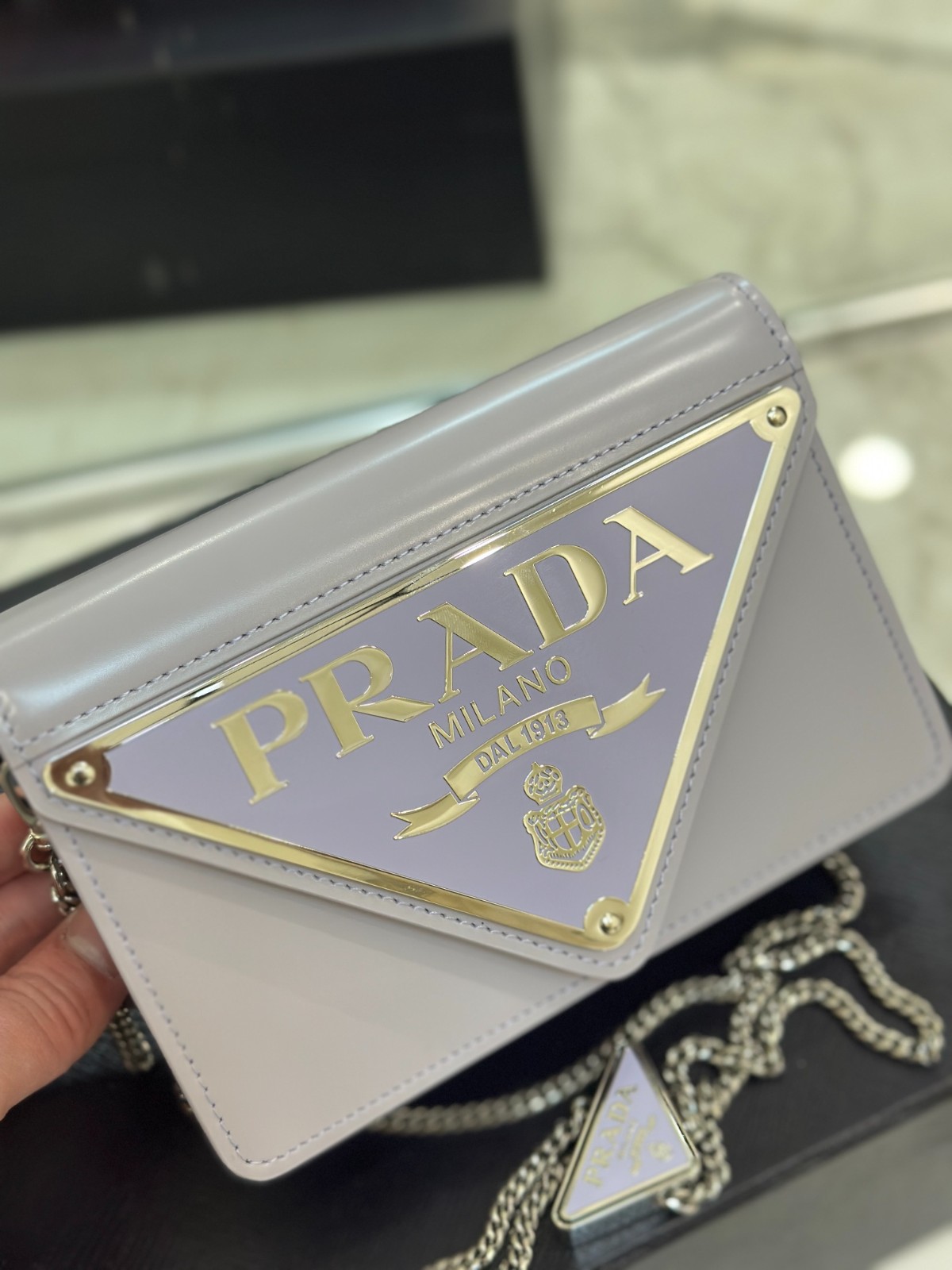 058 51123163 size 17×9.5×3.5cm