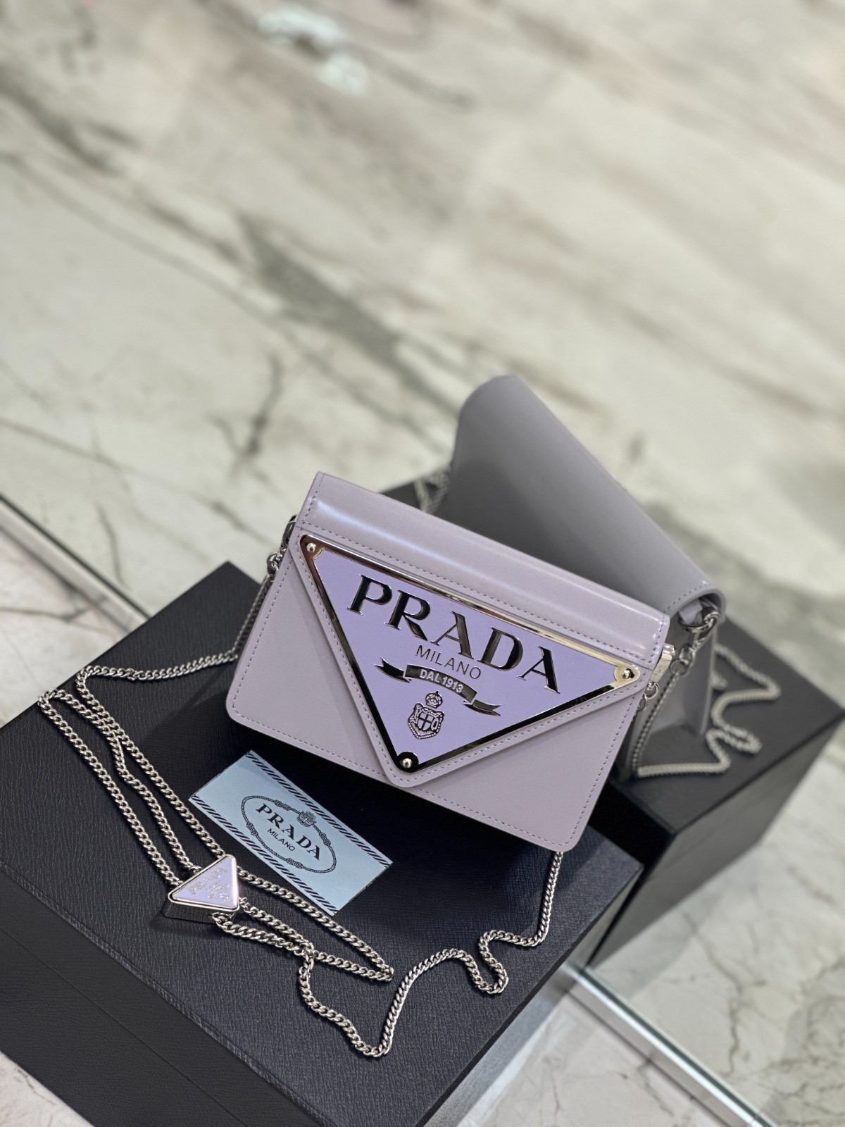 058 51123163 size 17×9.5×3.5cm