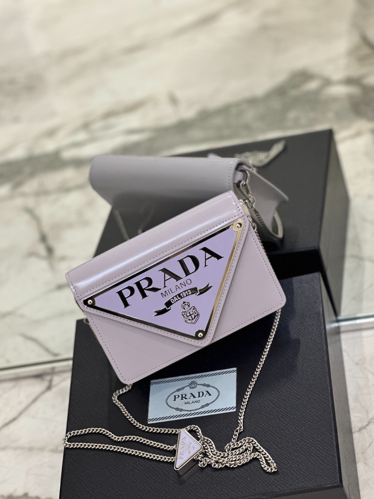 058 51123163 size 17×9.5×3.5cm