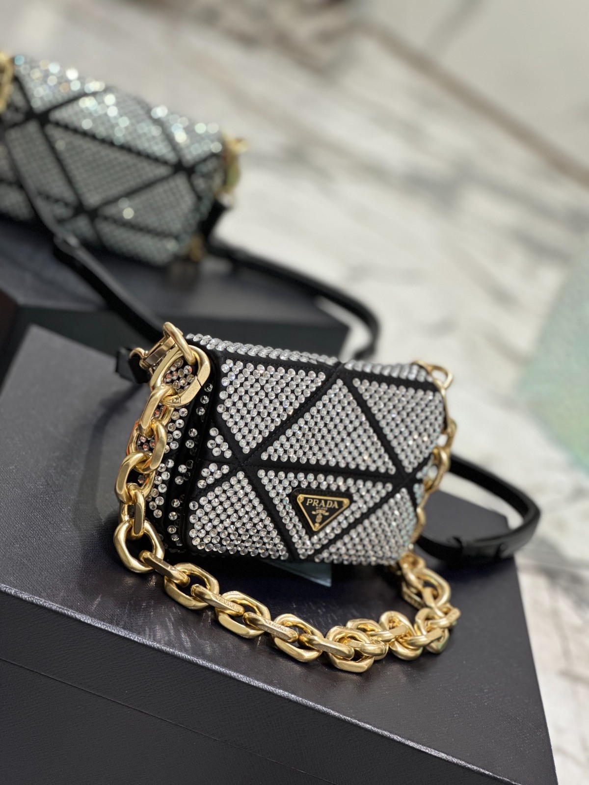 055 67123194 size 17x11.5x6cm