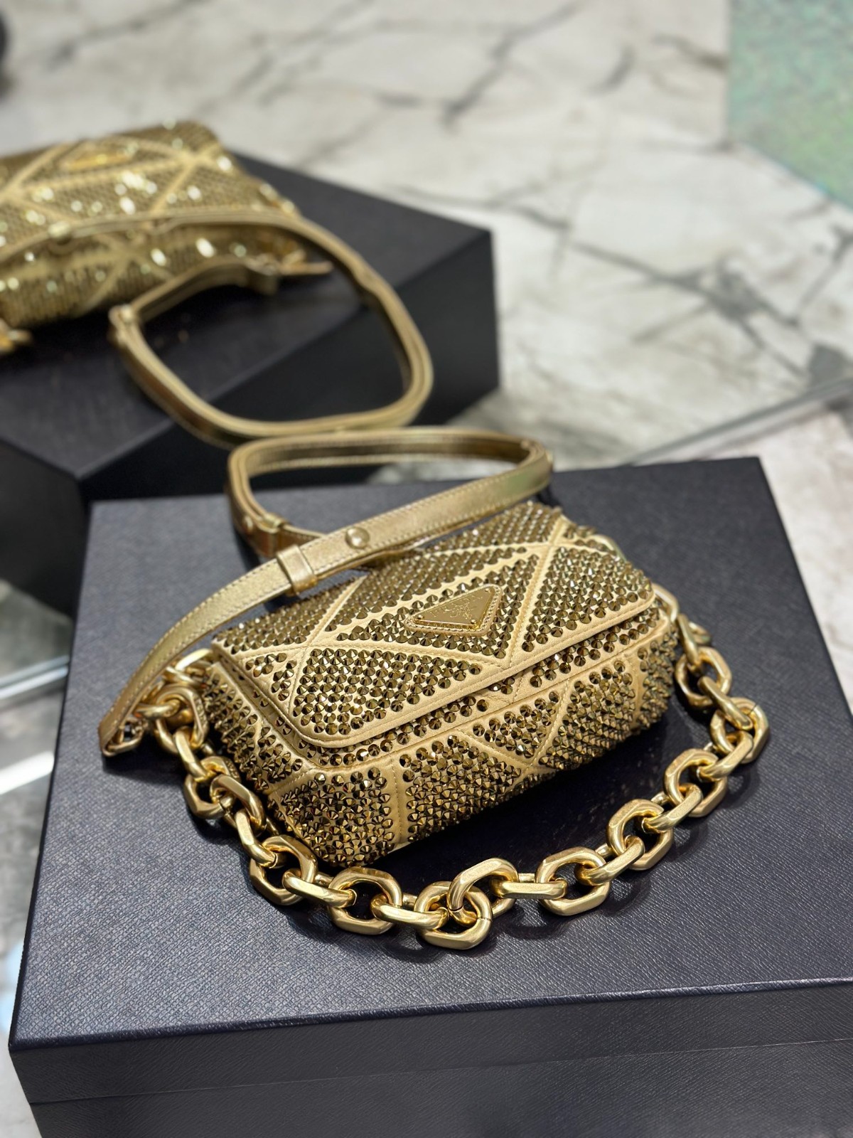 054 71123202 size 17x11.5x6cm