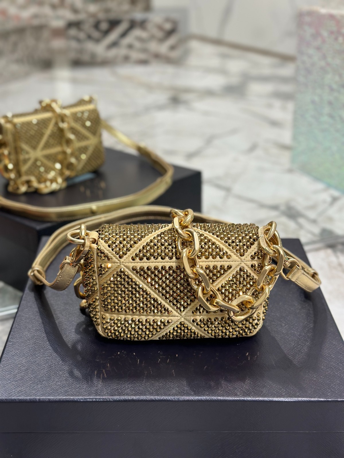 054 71123202 size 17x11.5x6cm
