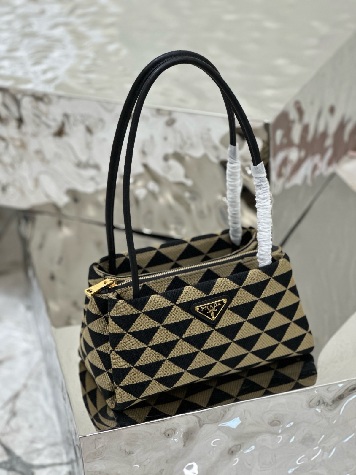 050 67123199 size 25x13.5x13cm
