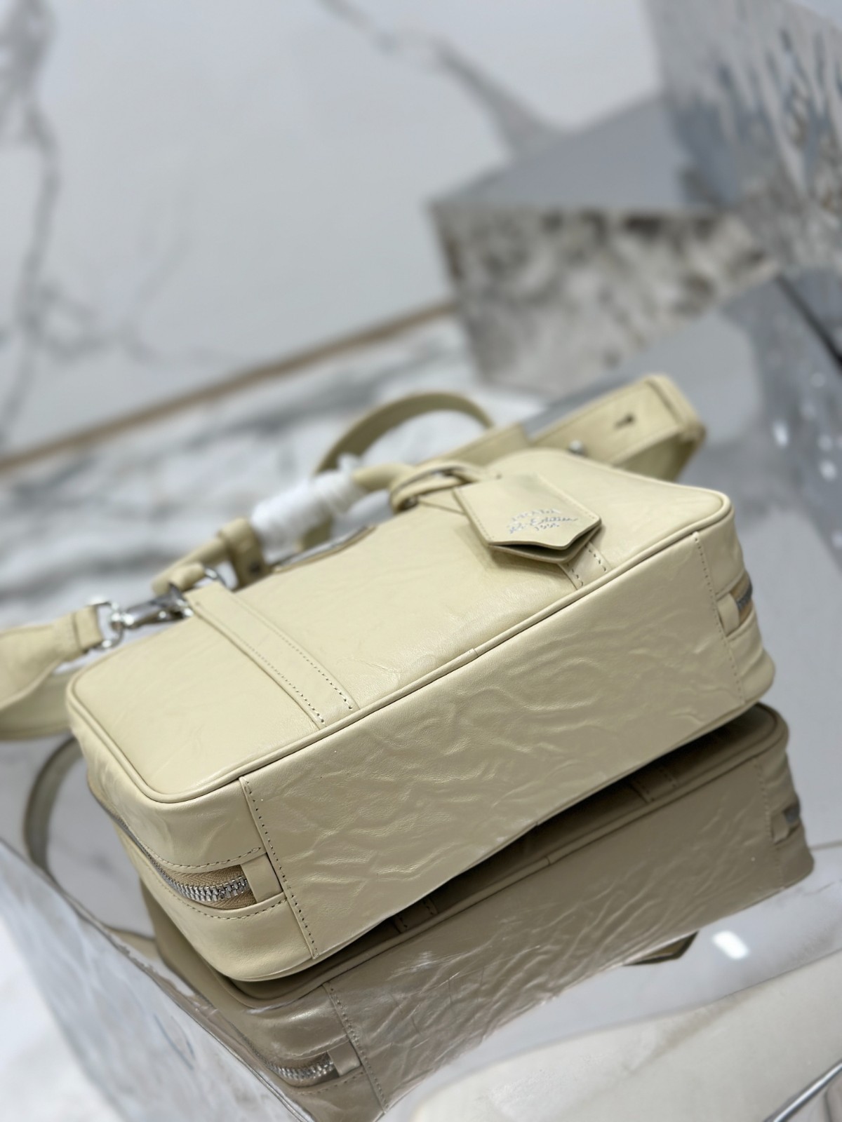 043 80123218 size 24x15.5x7cm
