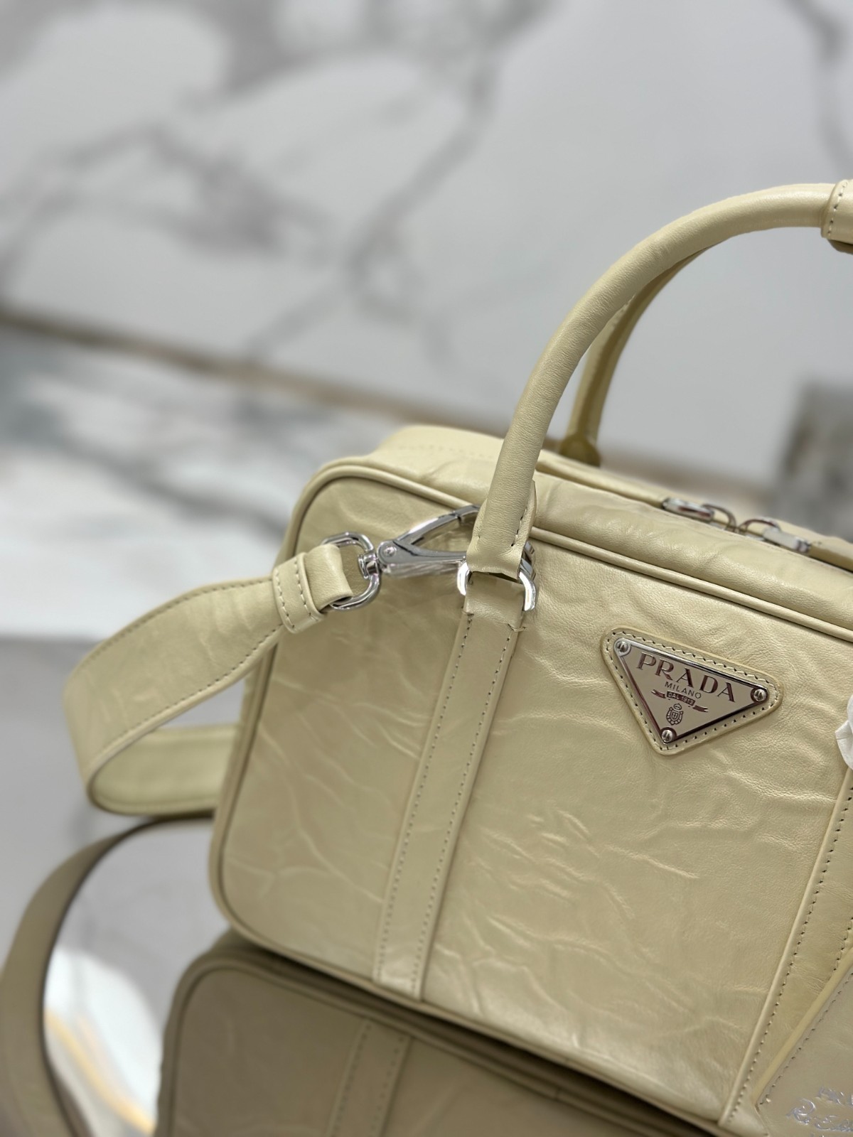 043 80123218 size 24x15.5x7cm