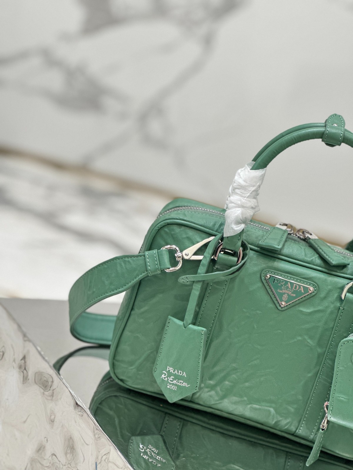 041 80123218 size 24x15.5x7cm