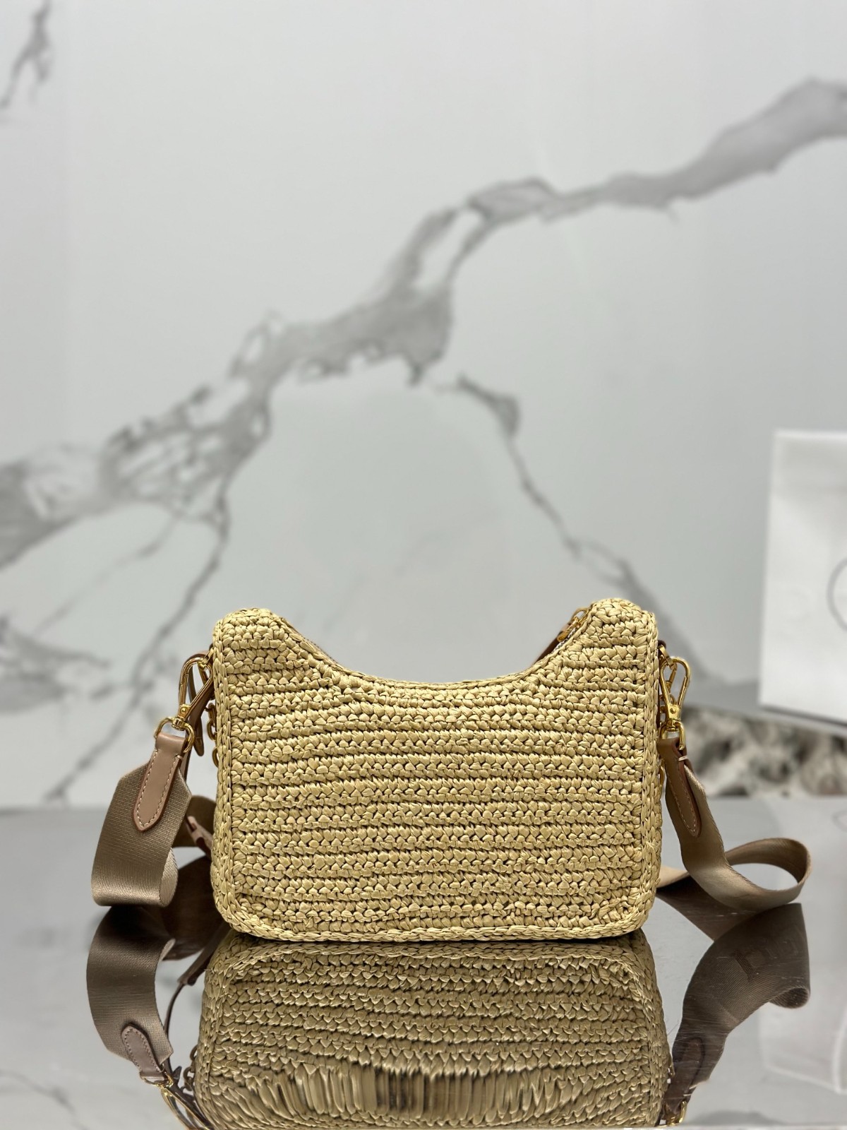 039 76123219 size 23x16x7cm