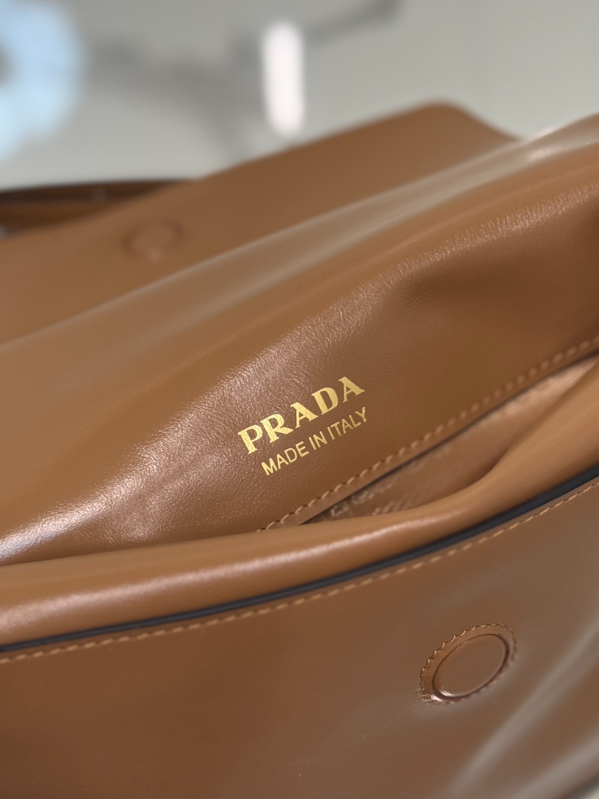 037 68123199 size 23x15x8.5cm