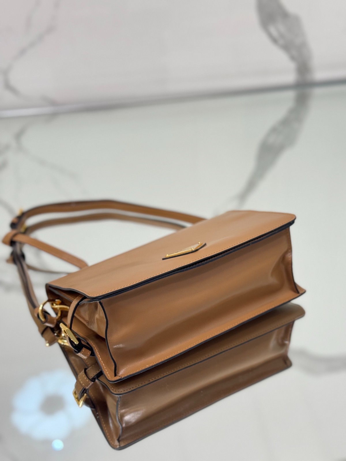 037 68123199 size 23x15x8.5cm