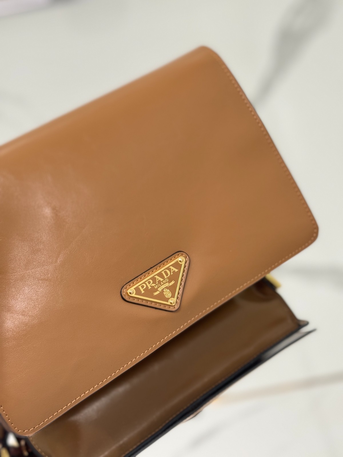 037 68123199 size 23x15x8.5cm