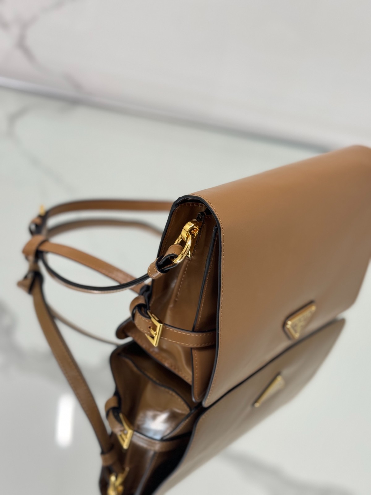 037 68123199 size 23x15x8.5cm