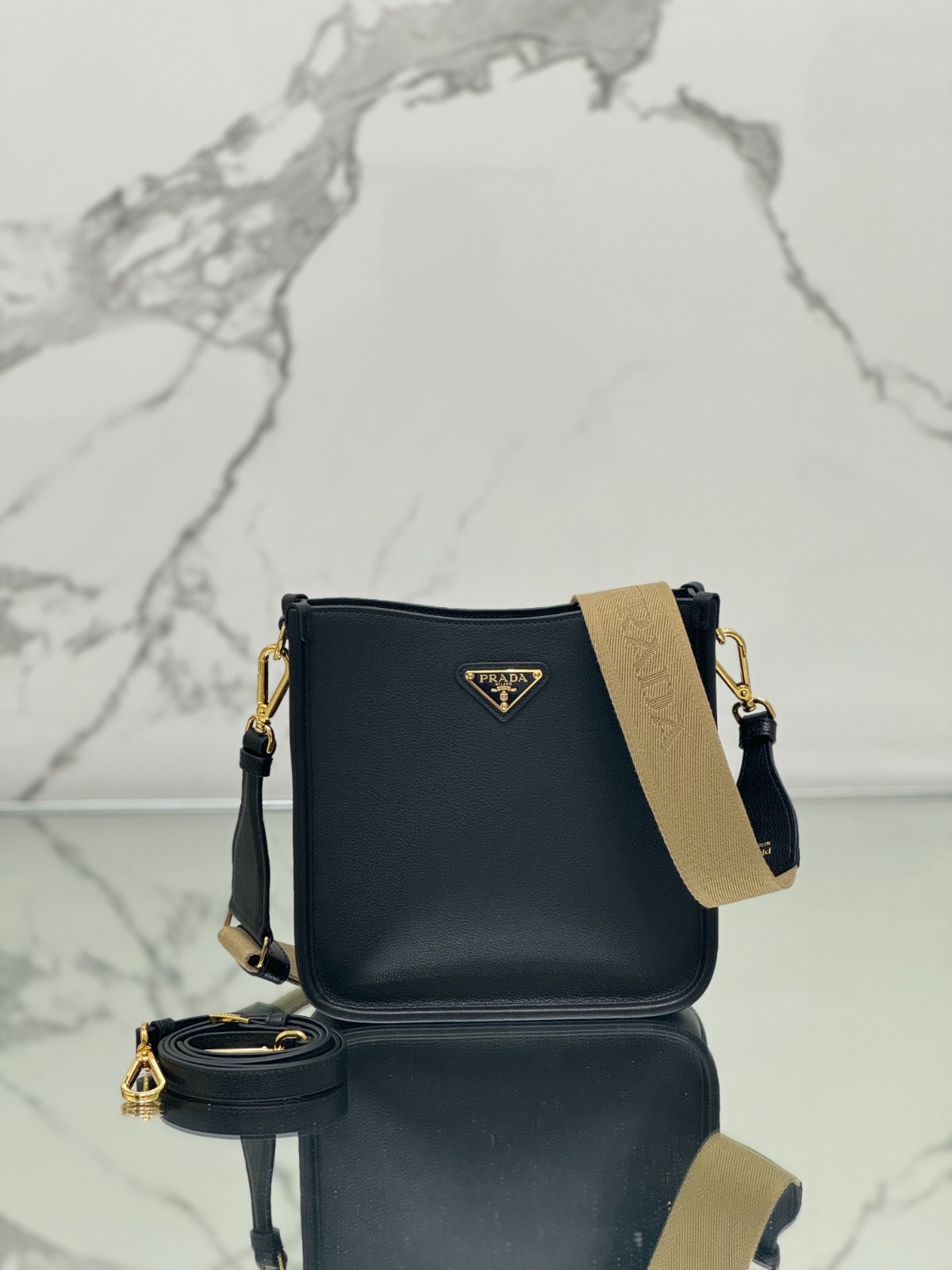 026 68123199 size 20x21x7cm