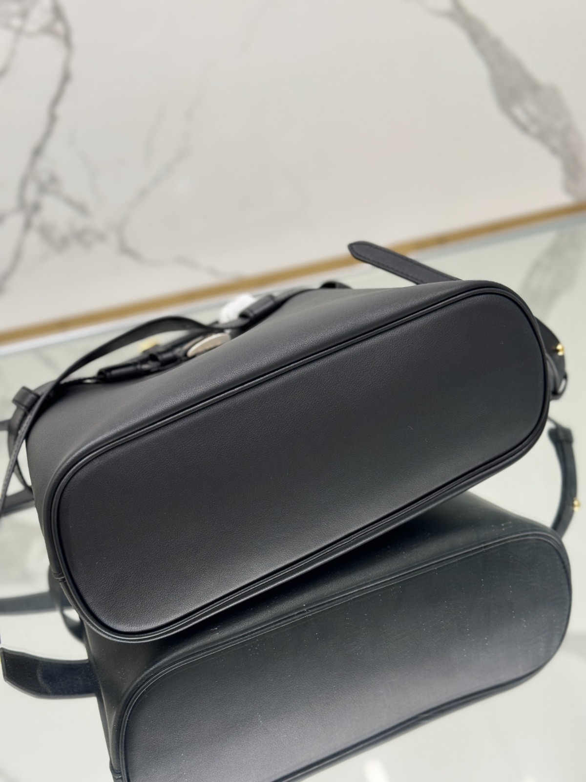 020 92123246 size 32x23x11cm