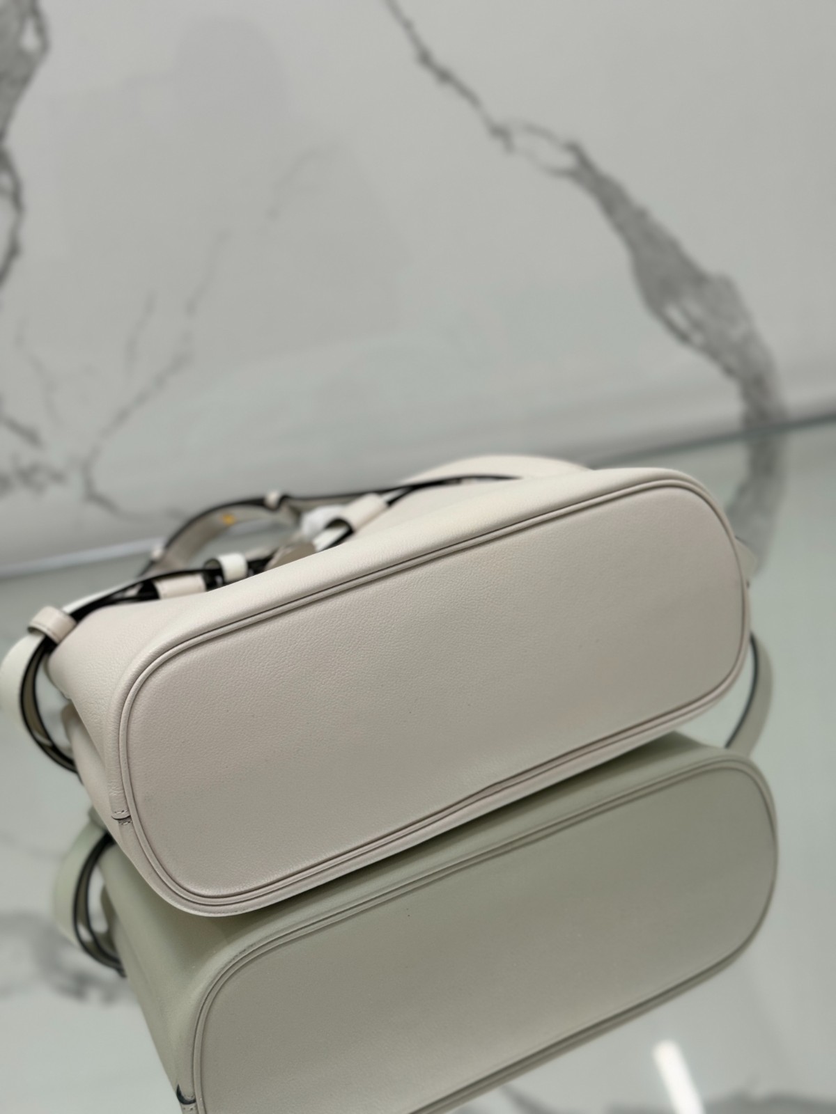 019 92123246 size 32x23x11cm