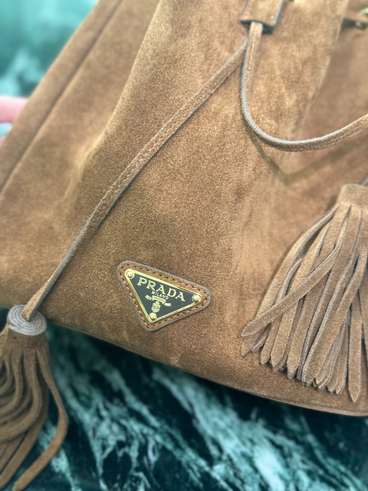 008 63123192 size 21×21×12cm