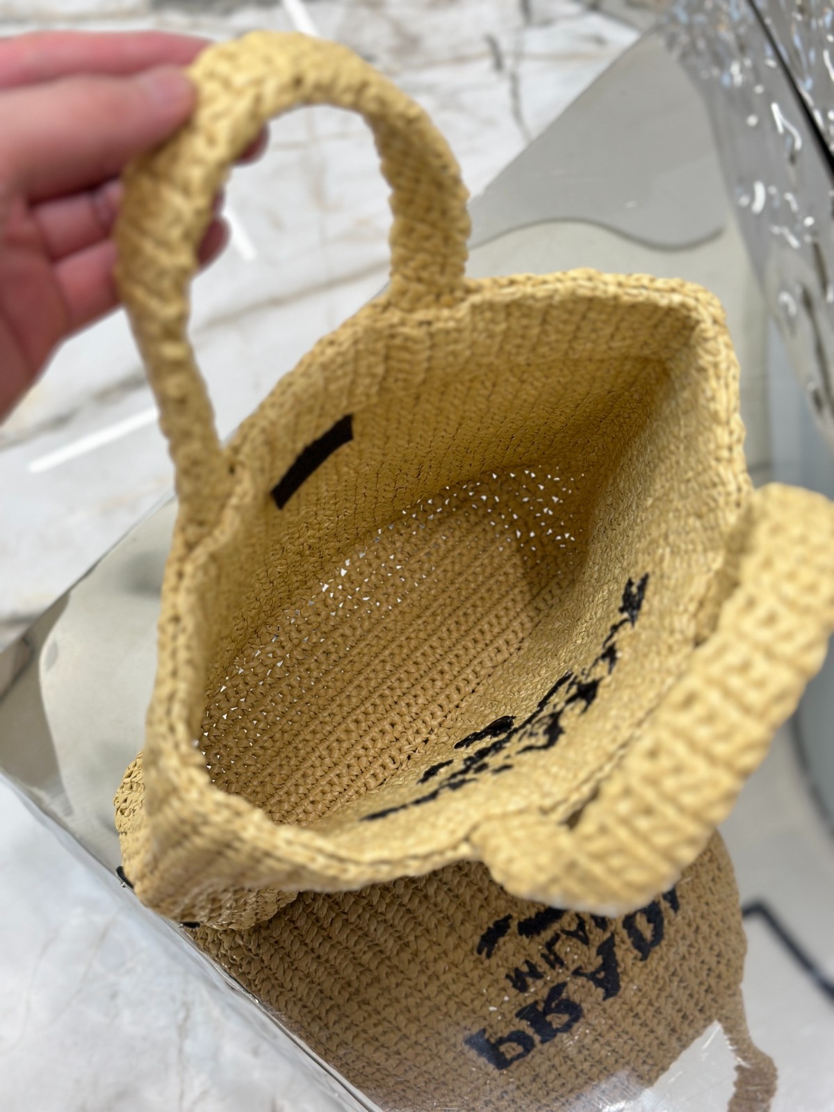 004 54123166 size 24x24x8cm