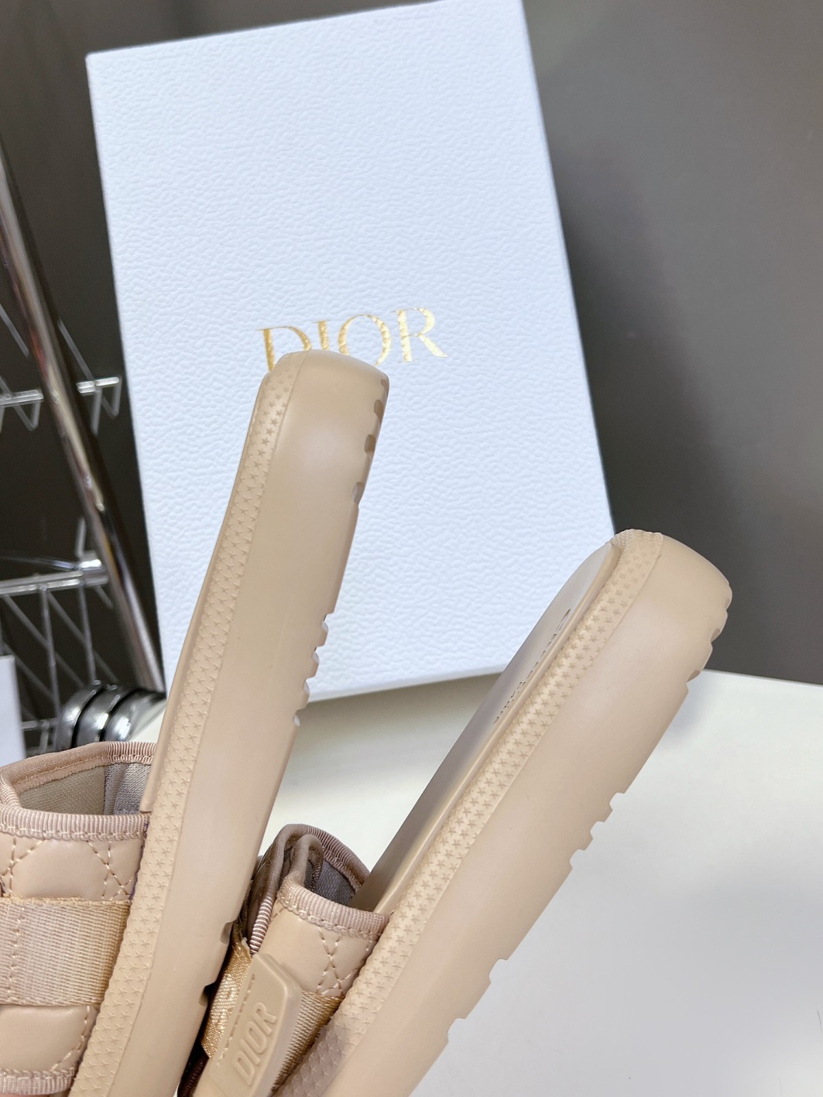 019 26123104 size 35-41