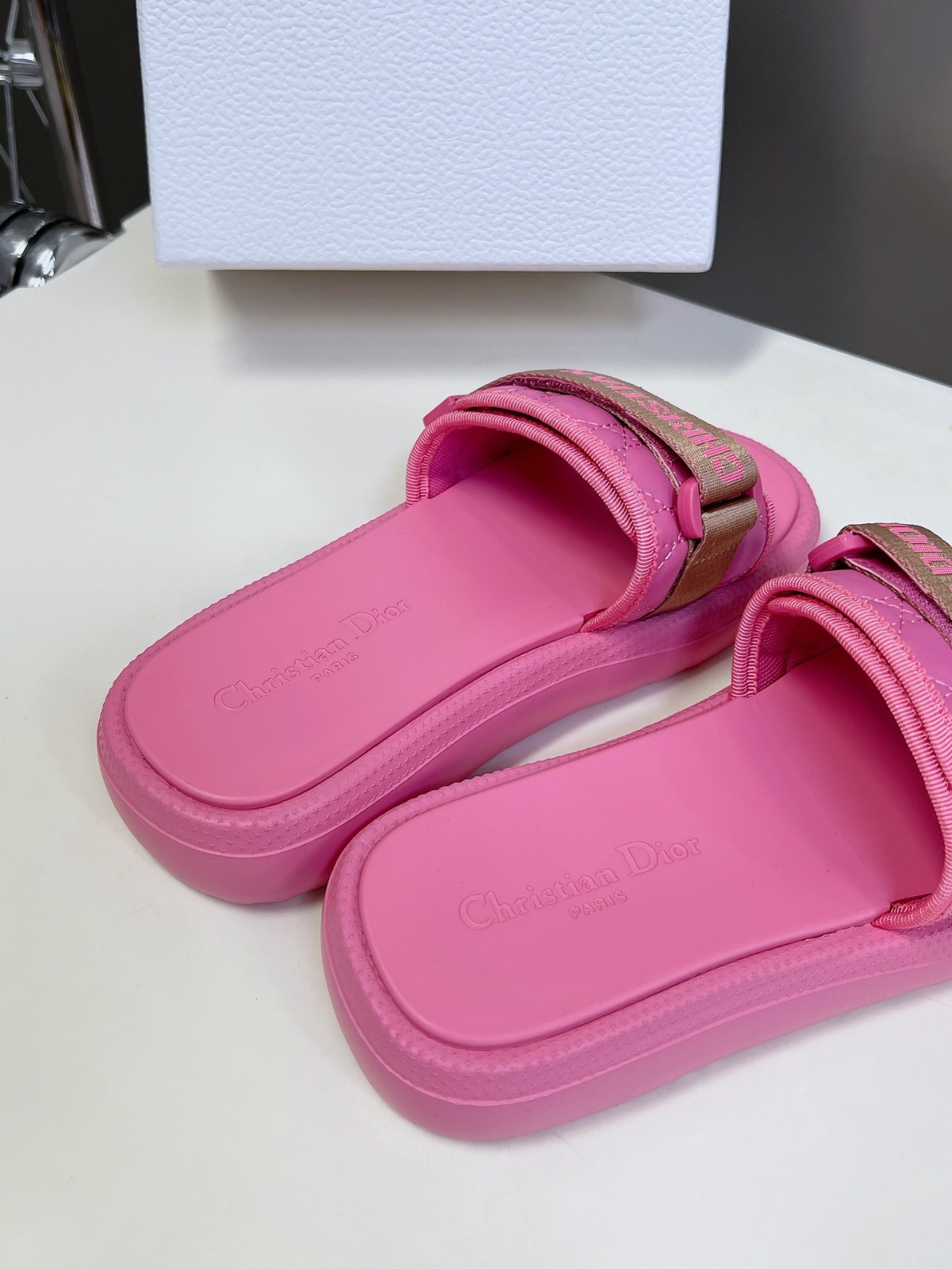 017 26123104 size 35-41