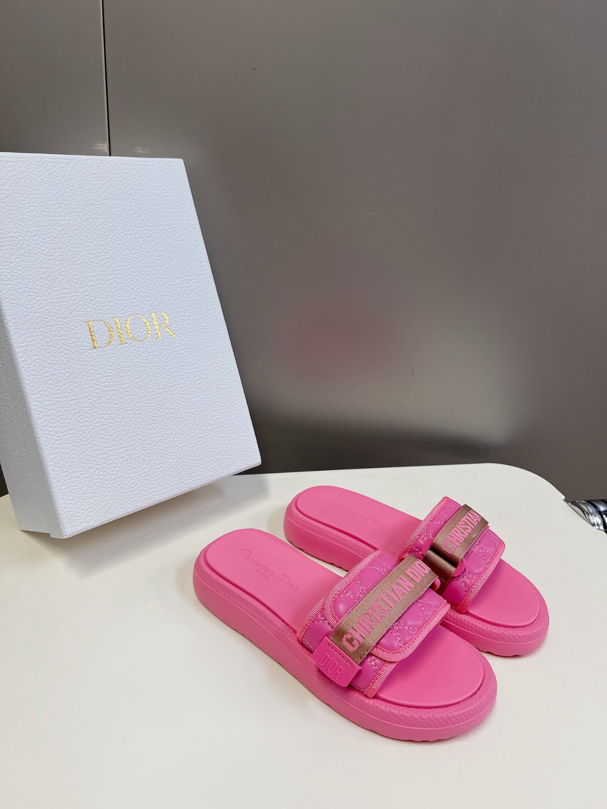 017 26123104 size 35-41