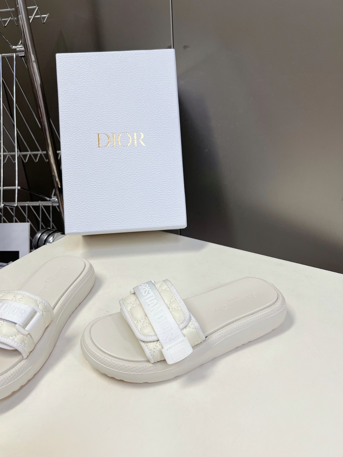 016 26123104 size 35-41