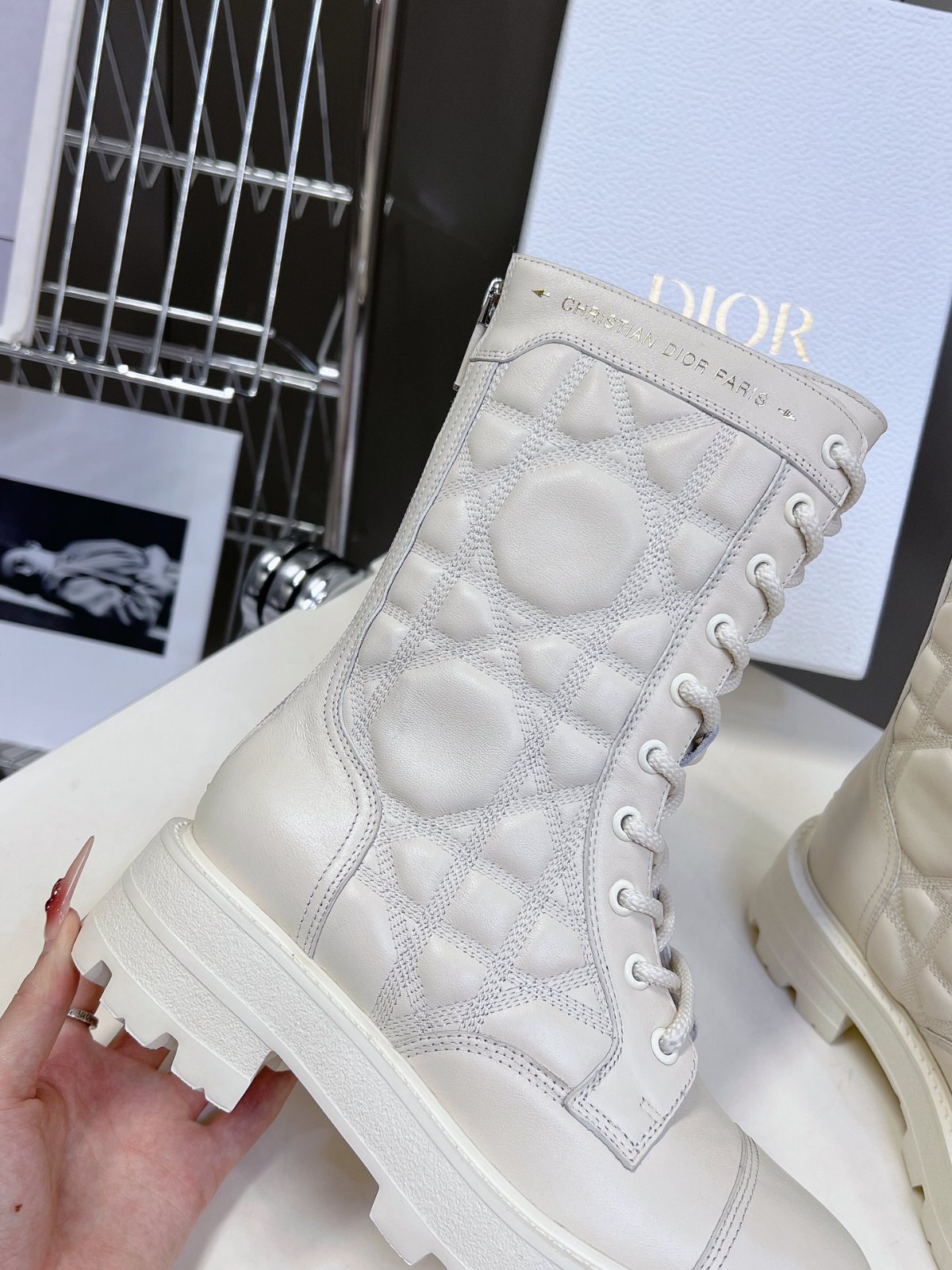 048 43123137 size 35-40